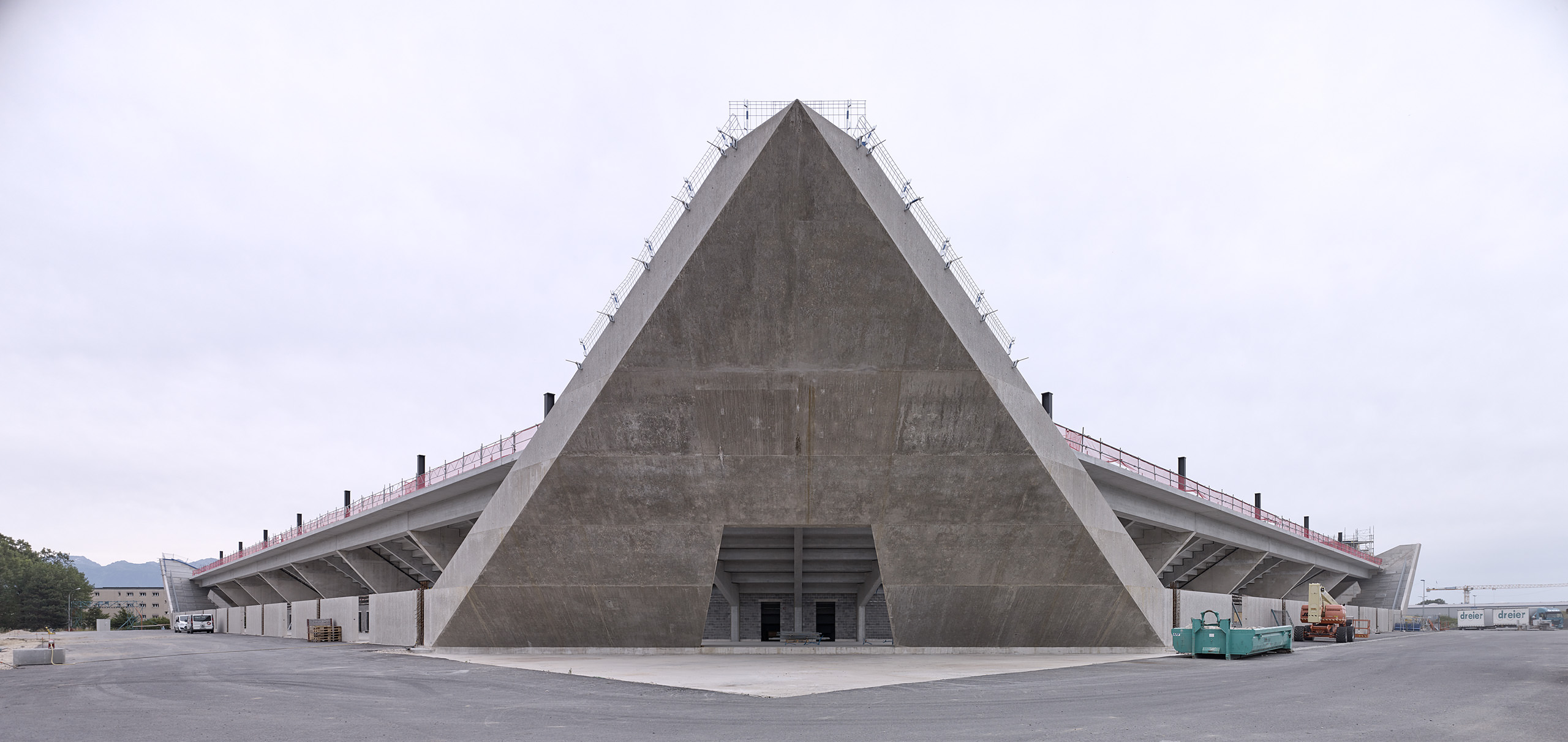 Stade de la Tuilière, Lausanne